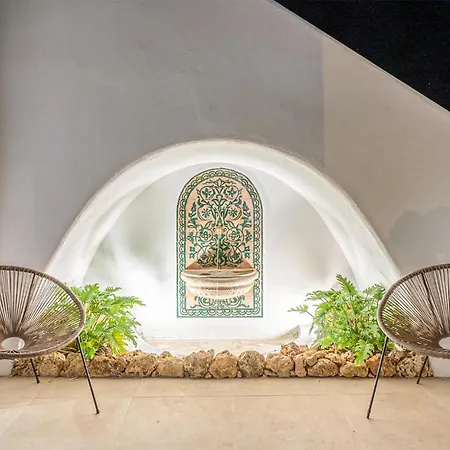 Amazing In With Kitchenette Holiday home Marbella